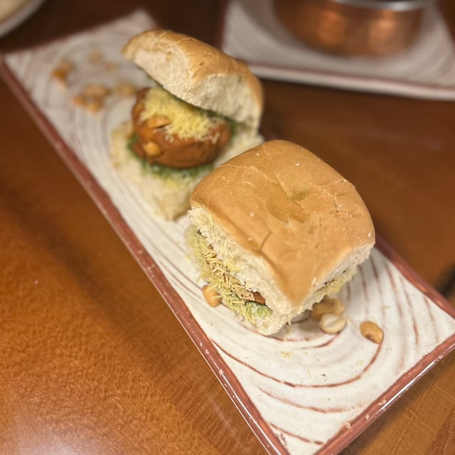 Vada Pav.